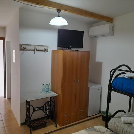 Guest House Parabita Zewnętrze zdjęcie