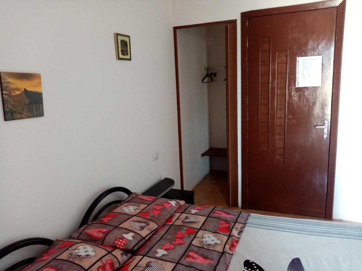 Guest House Parabita Zewnętrze zdjęcie